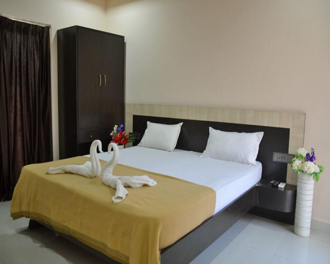 Planet Goa Beach Resort Калангуте Екстериор снимка